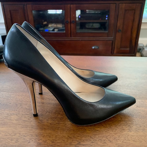 Michael Kors black stilettos metal heel size 7 - Picture 3 of 6